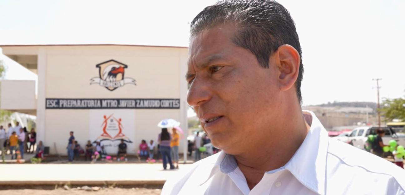 ESTUDIANTES DE CIUDAD SATÉLITE AGRADECEN APOYO DE VILLA DE POZOS
