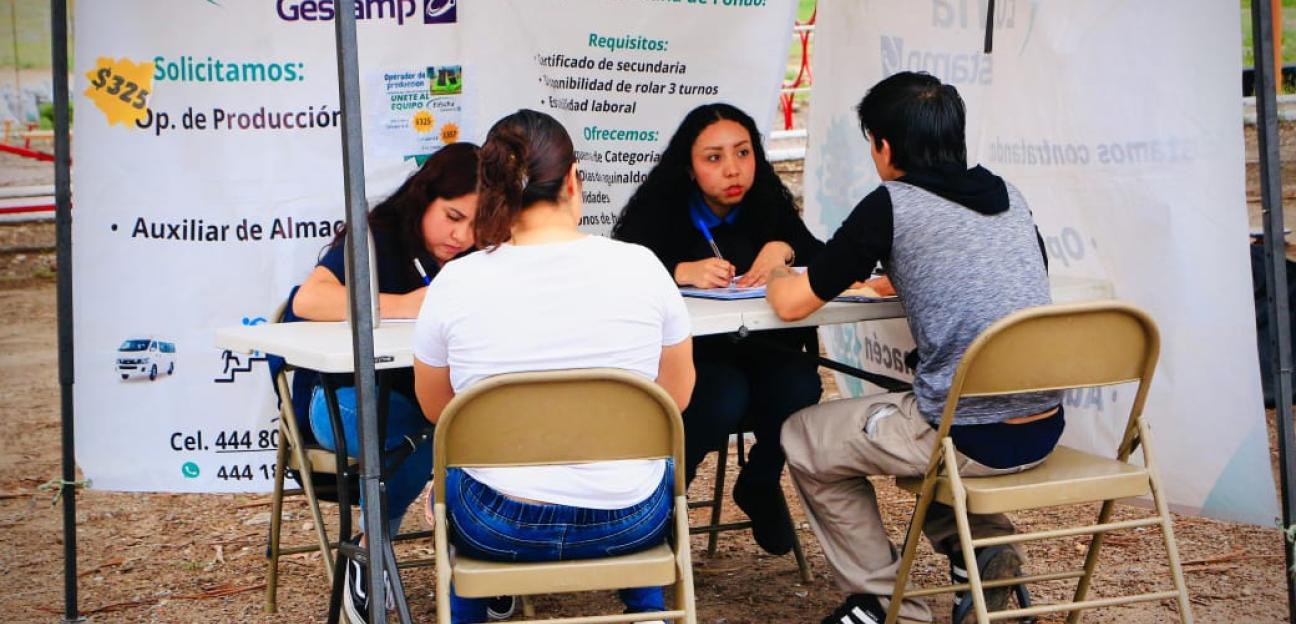 VILLA DE POZOS COLOCÓ A MÁS DE 300 PERSONAS EN EMPLEOS FORMALES