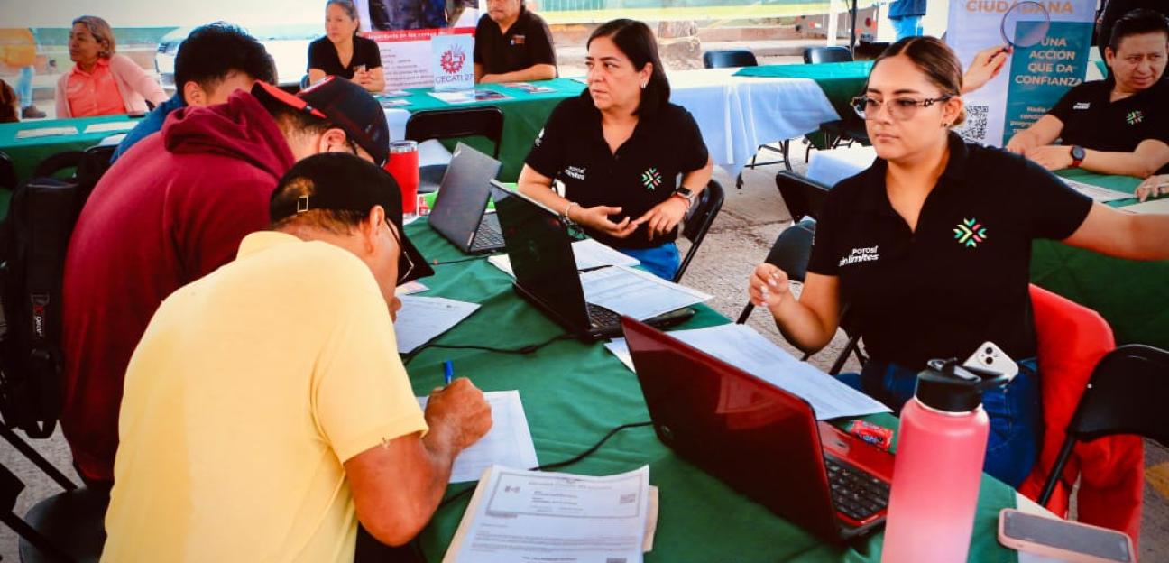 VILLA DE POZOS FORTALECE VINCULACIÓN LABORAL CON FERIA DEL EMPLEO