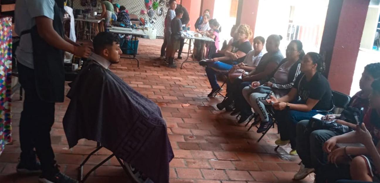 VILLA DE POZOS INICIÓ TALLER DE BARBERÍA