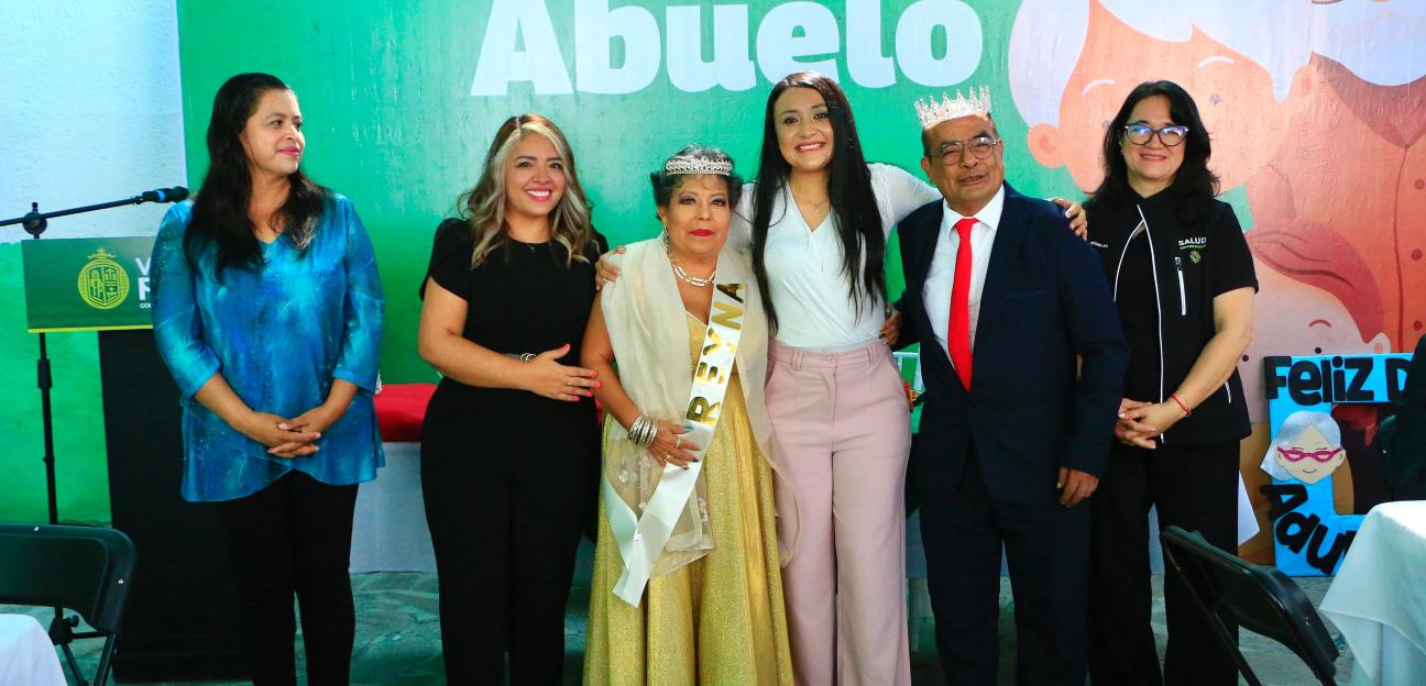 VILLA DE POZOS RINDIÓ HOMENAJE A ADULTOS MAYORES