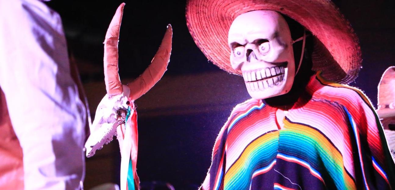 TRADICIÓN Y CULTURA SE UNEN EN EL FESTIVAL DE DÍA DE MUERTOS EN VILLA DE POZOS