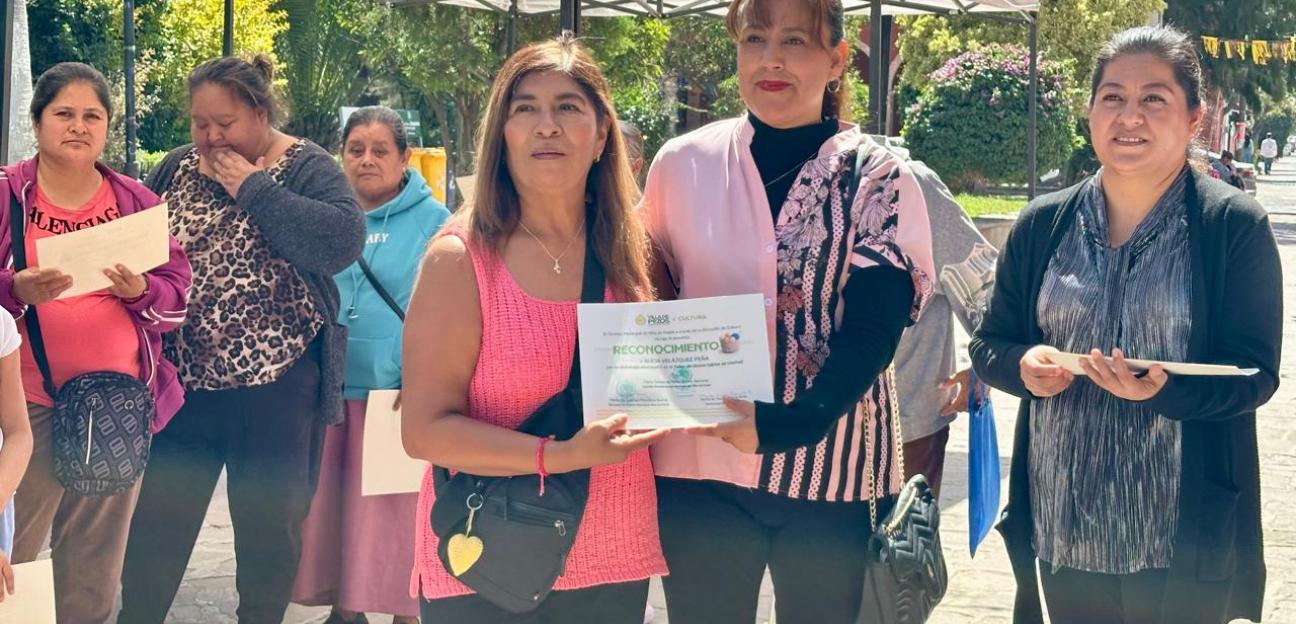 RECONOCE VILLA DE POZOS CREATIVIDAD DE MUJERES