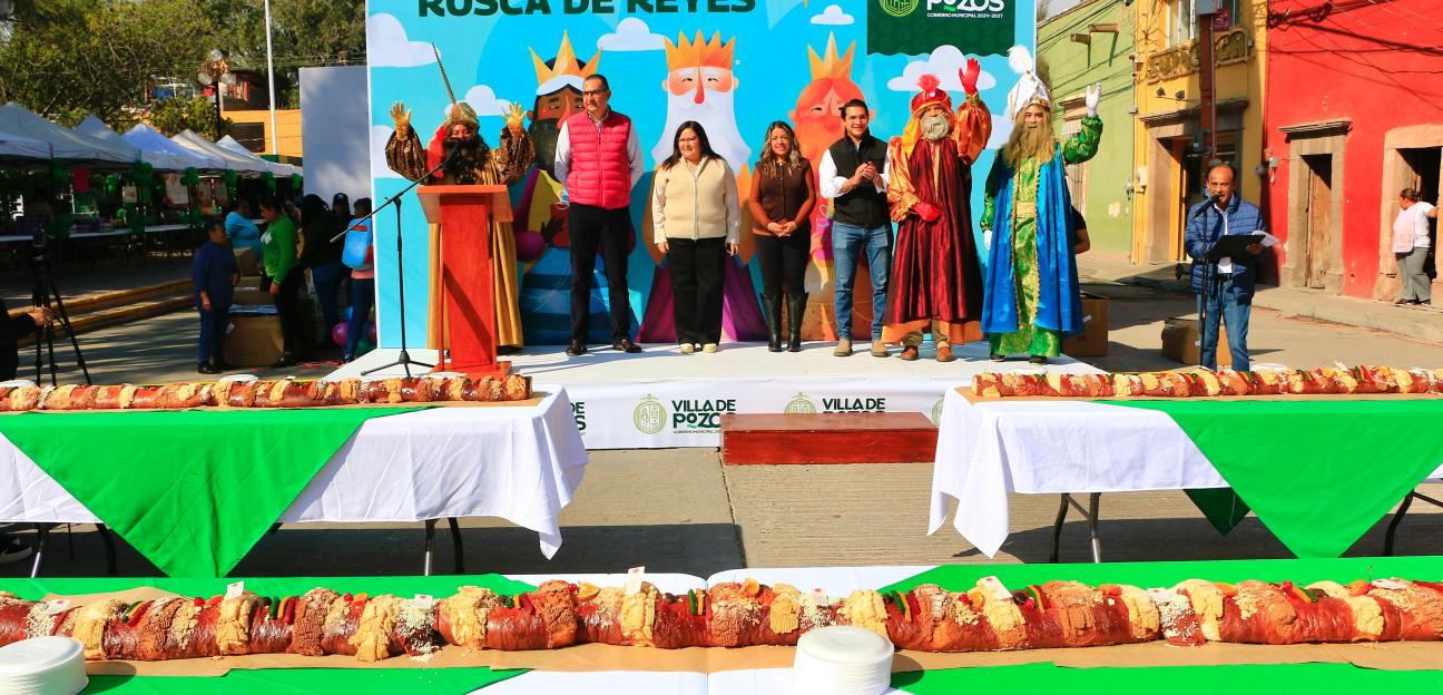 VILLA DE POZOS CELEBRA TRADICIONAL PARTIDA DE ROSCA DE REYES