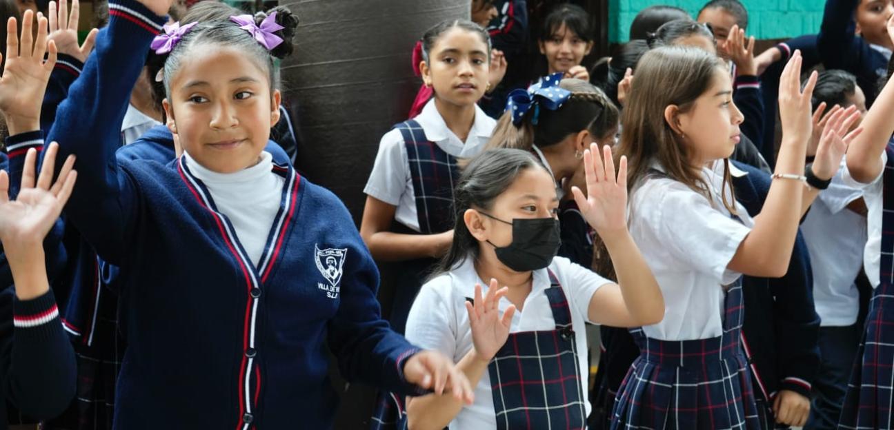 VILLA DE POZOS PROTEGE A ESTUDIANTES EN TEMPORADA INVERNAL