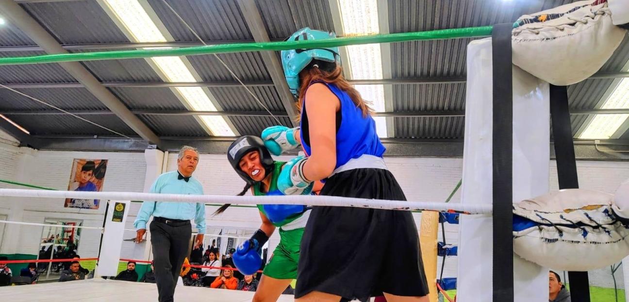 “GUANTES ROSAS”, UN ÉXITO EN VILLA DE POZOS