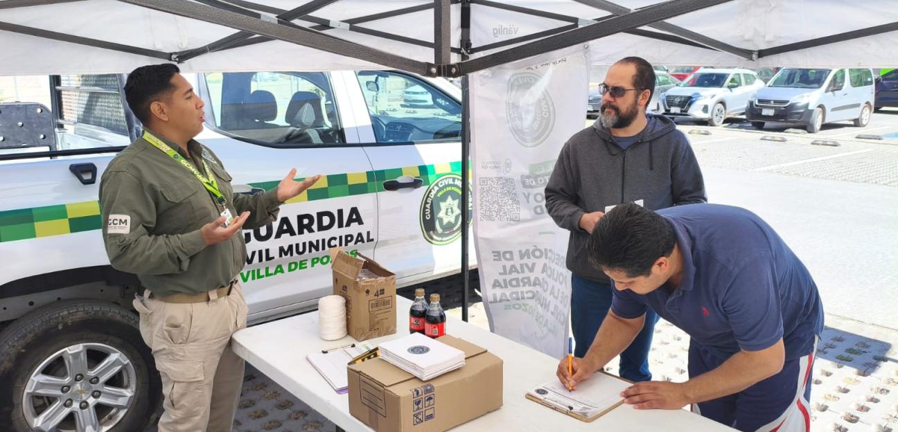 IMPULSAN CAMPAÑA DE CONCIENTIZACIÓN VIAL EN VILLA DE POZOS