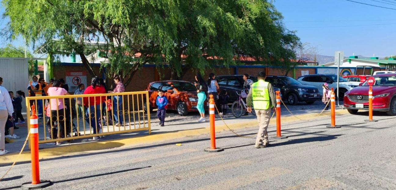 REGRESO A CLASES SEGURO EN VILLA DE POZOS