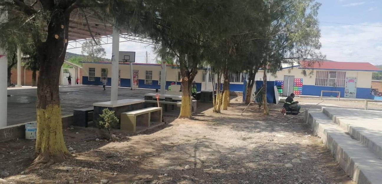 REALIZAN JORNADA DE LIMPIEZA EN ESCUELA DE EL PANALILLO