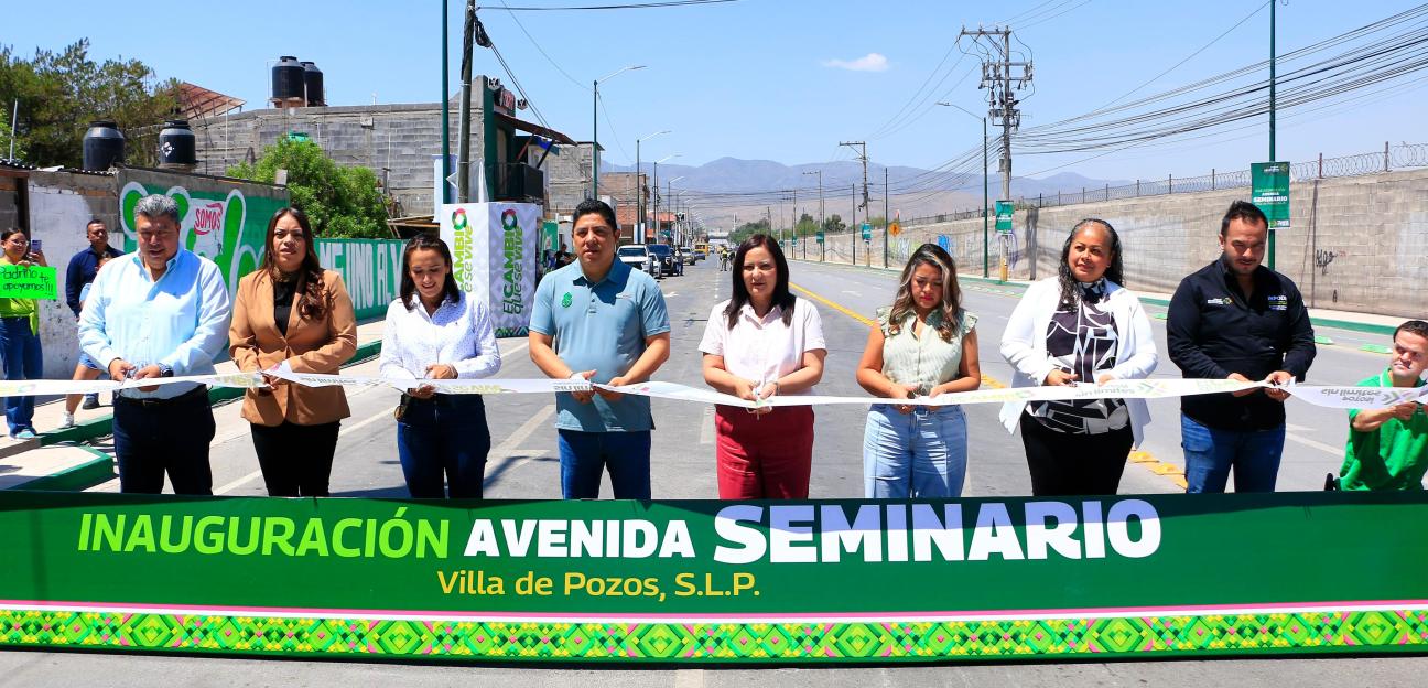 RICARDO GALLARDO Y PATY ARADILLAS INAUGURAN OBRAS CON ACCIONES QUE SE NOTAN EN VILLA DE POZOS