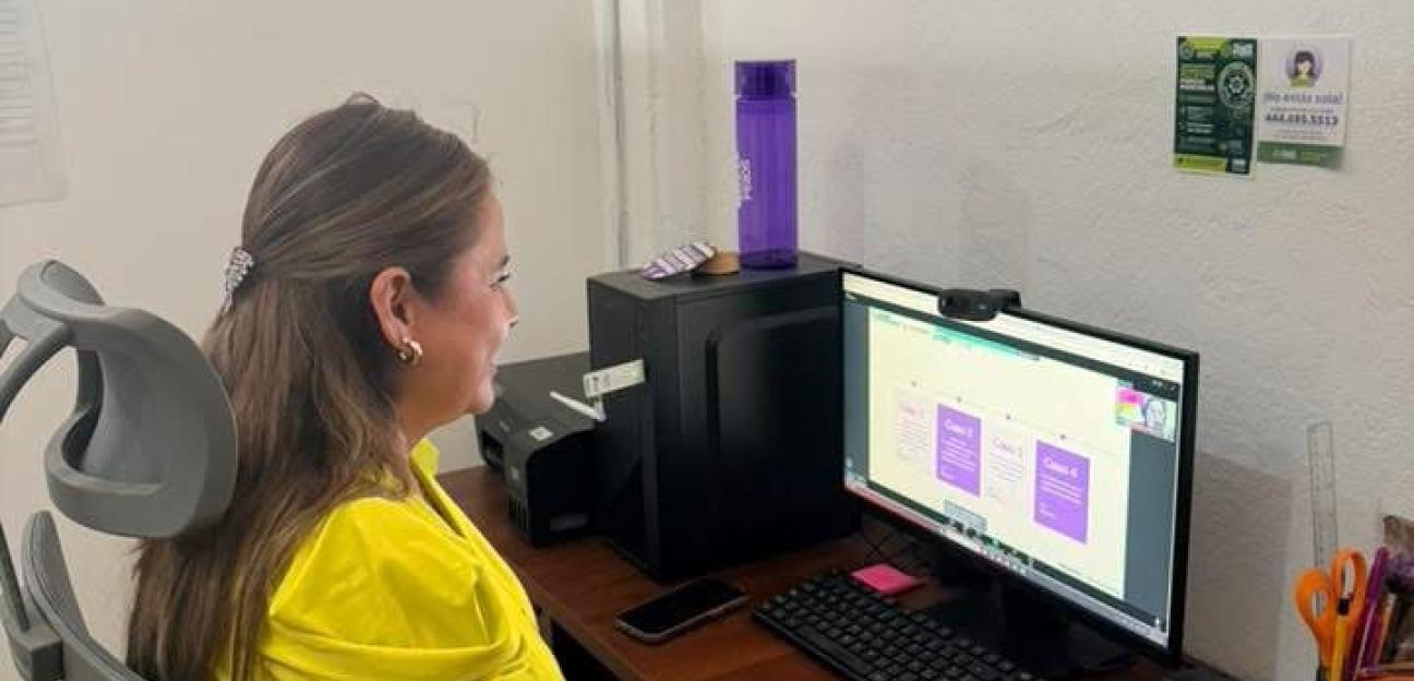 VILLA DE POZOS IMPULSA CAPACITACIÓN PARA MEJORAR LA ATENCIÓN A MUJERES 