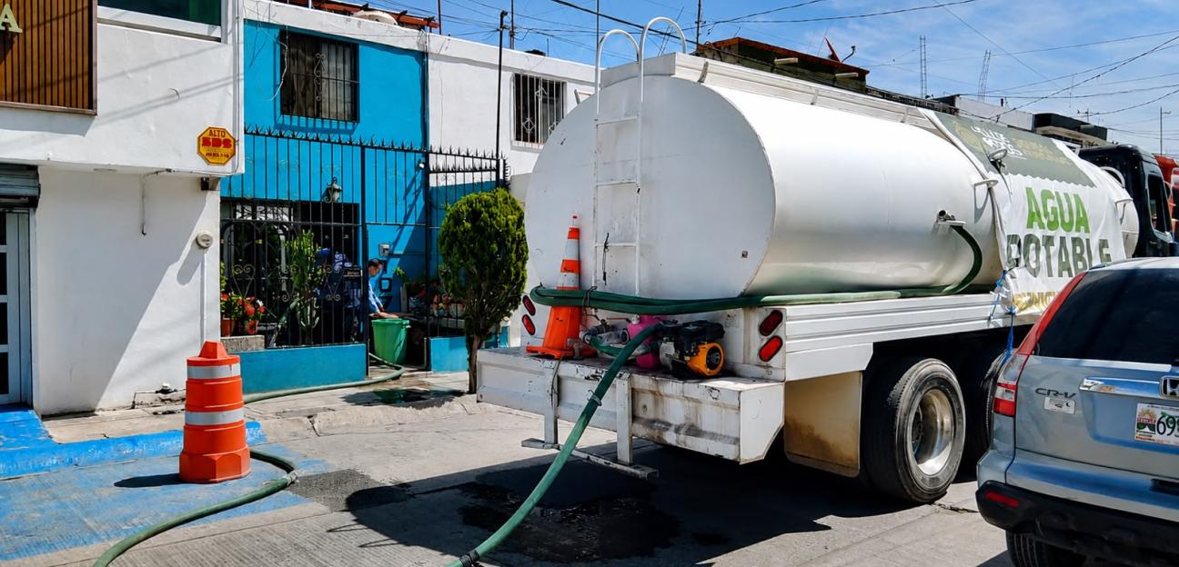 GOBIERNO DE VILLA DE POZOS REFUERZA ABASTECIMIENTO DE AGUA CON PIPAS EN COLONIAS AFECTADAS