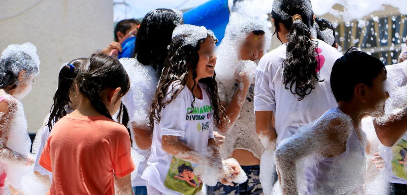 CON FIESTA DE ESPUMA CONCLUYE EL CAMPAMENTO DE VERANO DEL DIF MUNICIPAL