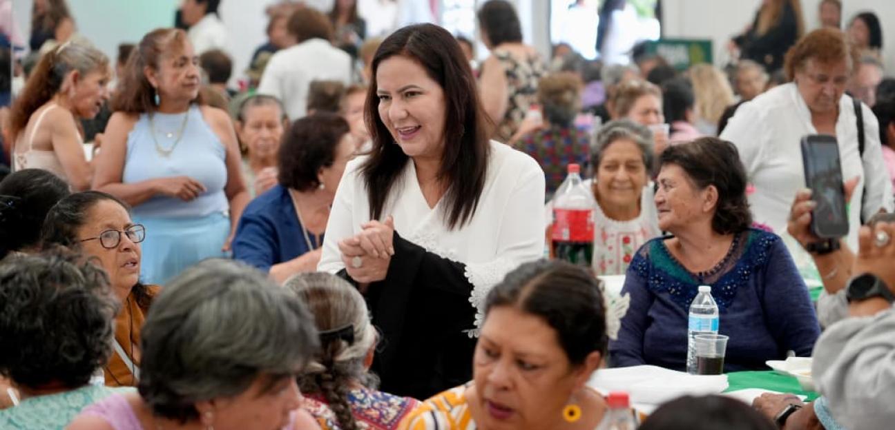 RECONOCE POZOS LA EXPERIENCIA Y LEGADO DE LAS Y LOS ABUELITOS