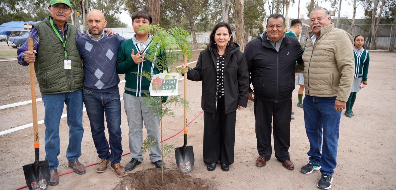 VILLA DE POZOS AVANZA HACIA UN MUNICIPIO MÁS VERDE CON LA PLANTACIÓN DE MIL 600 ÁRBOLES