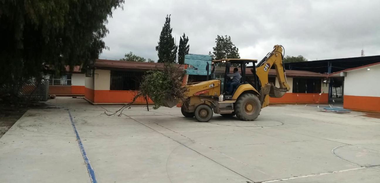 VILLA DE POZOS REFUERZA LA LIMPIEZA DE SUS ESPACIOS PÚBLICOS Y EDUCATIVOS