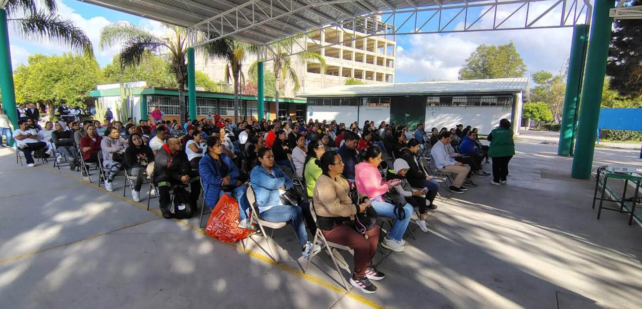 VILLA DE POZOS BRINDA HERRAMIENTAS A PADRES DE FAMILIA PARA ATENDER LA SALUD MENTAL